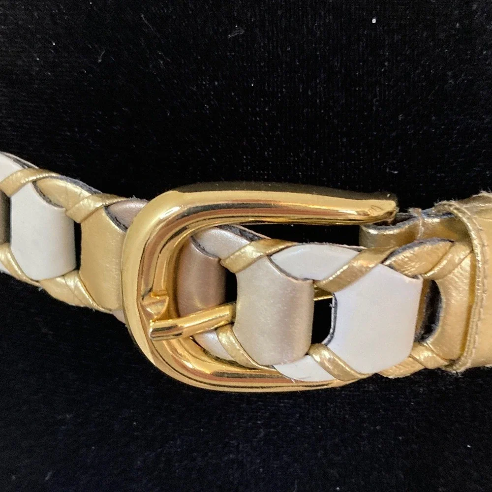 N/A womens gold
